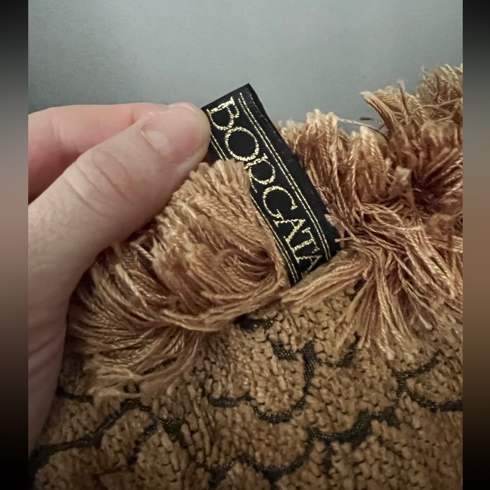 Borgata Throw Pillow - Picture 3 of 9